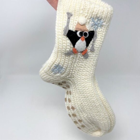 Socks Penguin Skiing Knitted Size M/L NWOT - Picture 1 of 9